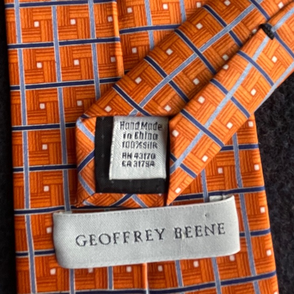 Men's Neck Tie (Geoffrey Beene) - Picture 6 of 6